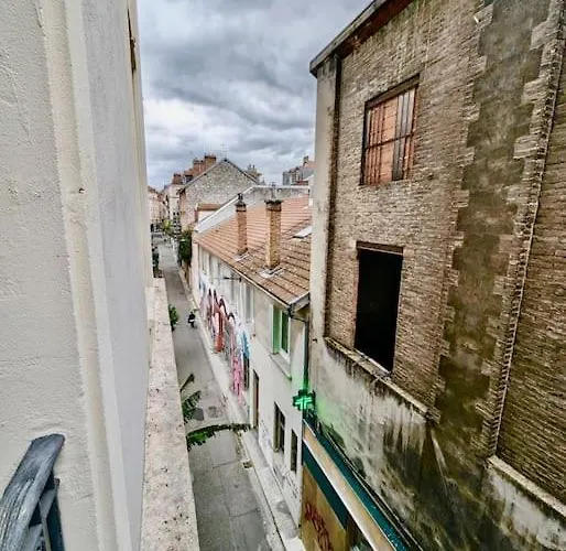 Sublime T4 En Hyper Centre Avec 3 Apartment *